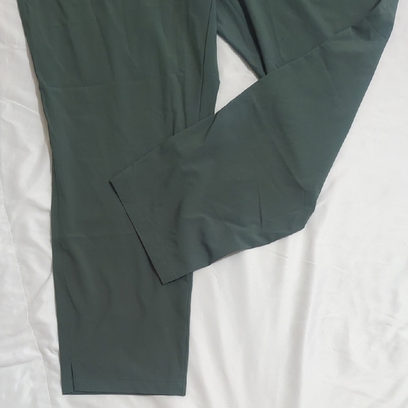 NWT Eddie Bauer Traveler Ankle Pant, Color Green Size 2X - Picture 7 of 14